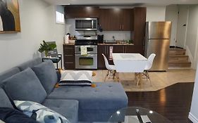 Patio Prive, Hebergement Equipe Et Spacieux.